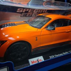 Maisto,die Cast Car1/18   Ford Mustang ,Muscle Car 2020 GT500 Shelby American, Snake