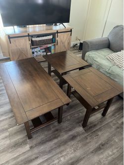 Coffee table set