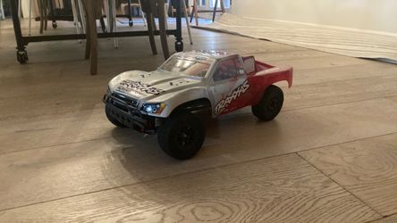 Traxxas slash 2wheel drive