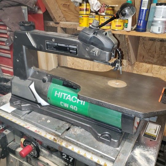 Scroll Saw. Hitachi CW-40