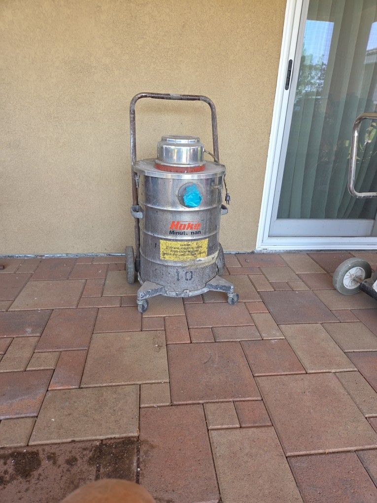 Halo Hepa Vacuum