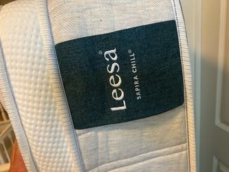 Leesa Sapira Chill Hybrid Queen Mattress