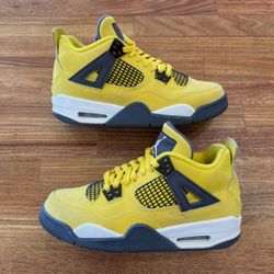 Size 5.5 Lightning Jordan 4