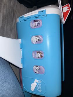 Bluey plane