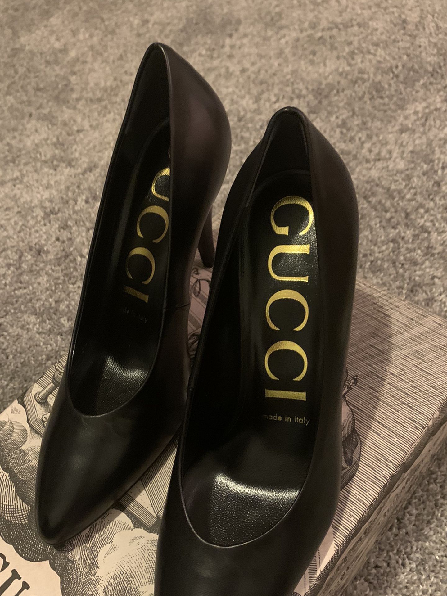 Gucci high heels black brand new