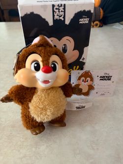 Pop Mart Mickey & Friends blind box Dale