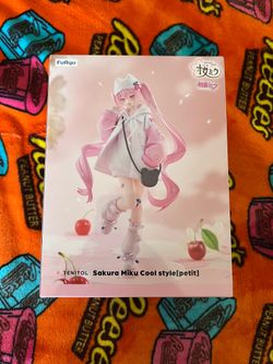 FuRyu TENITOL Hatsune Miku Sakura Miku Cool style (petit)