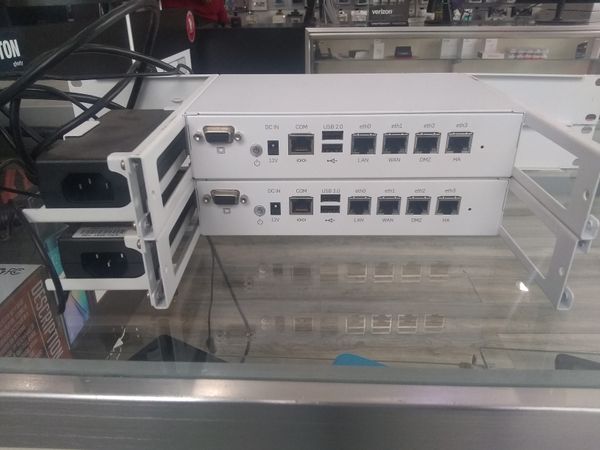 SOPHOS UTM 110/120 for Sale in Houston, TX - OfferUp