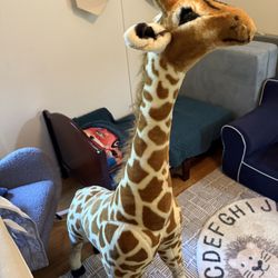 Melissa And Doug Stuffed Giraffe 