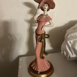 Figurine Collection (6)