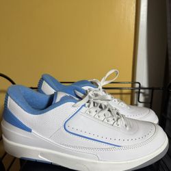 Jordan Retro 2 UNC