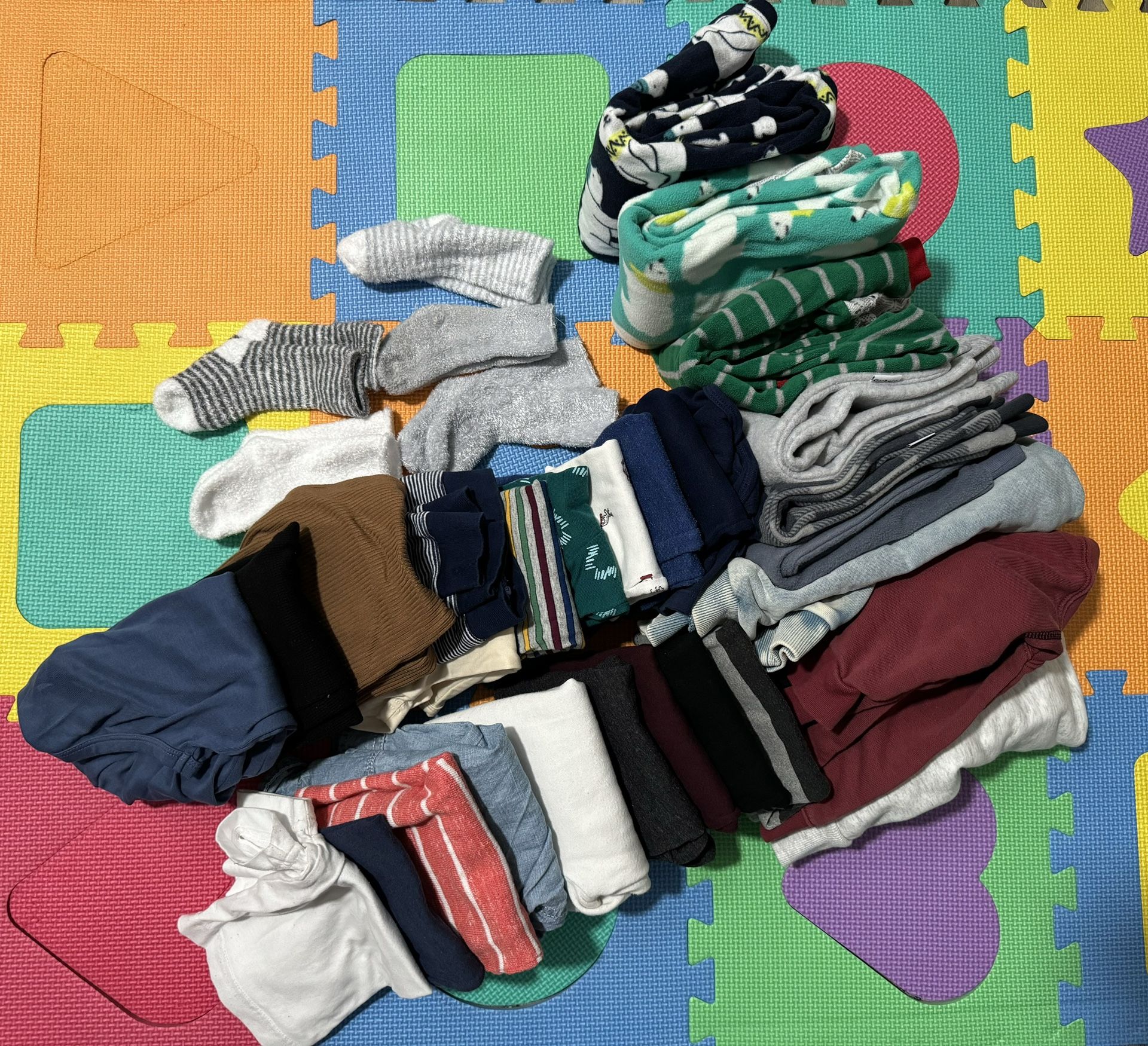 Baby boy clothing bundle size 12β24 months