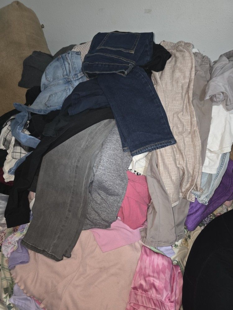Bunch Of Girls Clothes