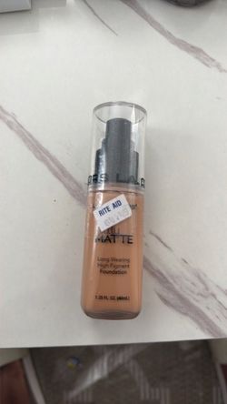 L.A. Colors Truly Matte Foundation 40ml