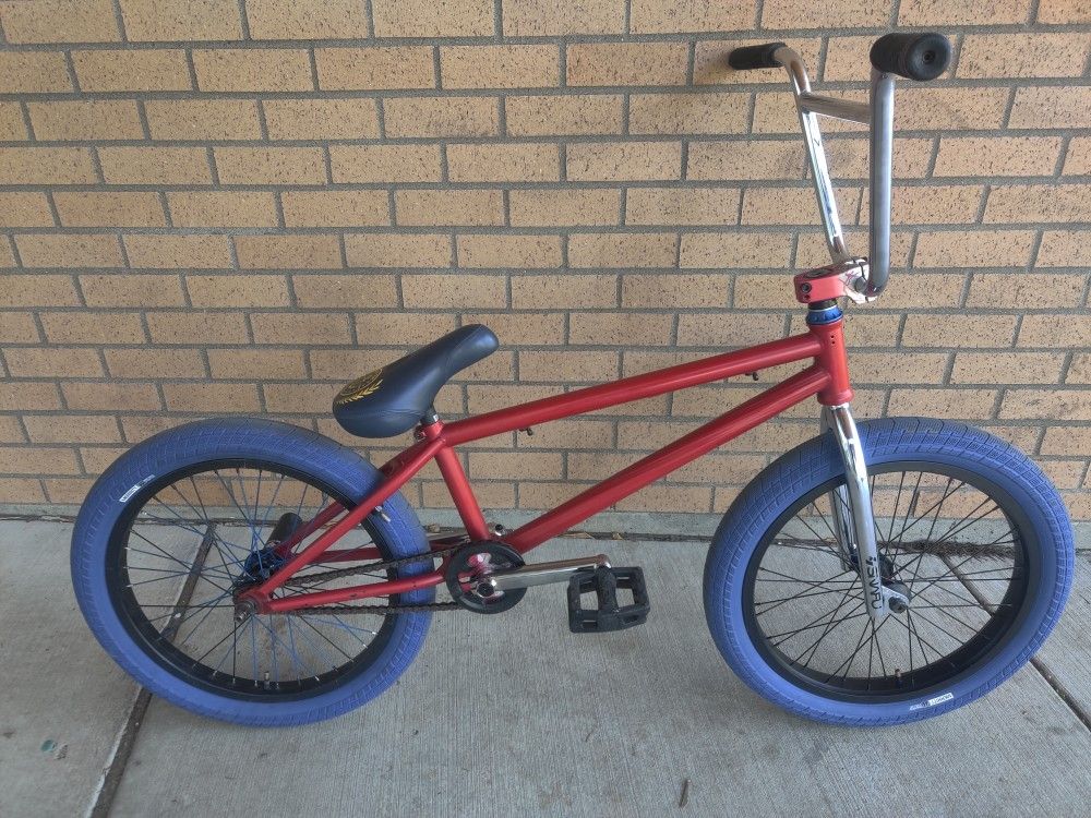 Dialed Custom Bmx Bike