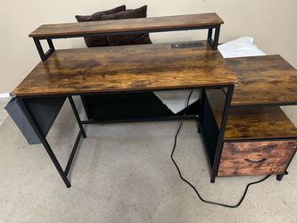 Computer desk