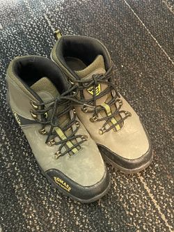 trail shoes