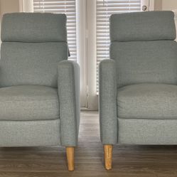 2 Recliners (Tommy Hilfiger)