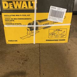 DEWALT Oscillating Tool, 3-Amp, Includes Wood Blades, Sandpaper and Tool Bag, Corded (DWE315K)