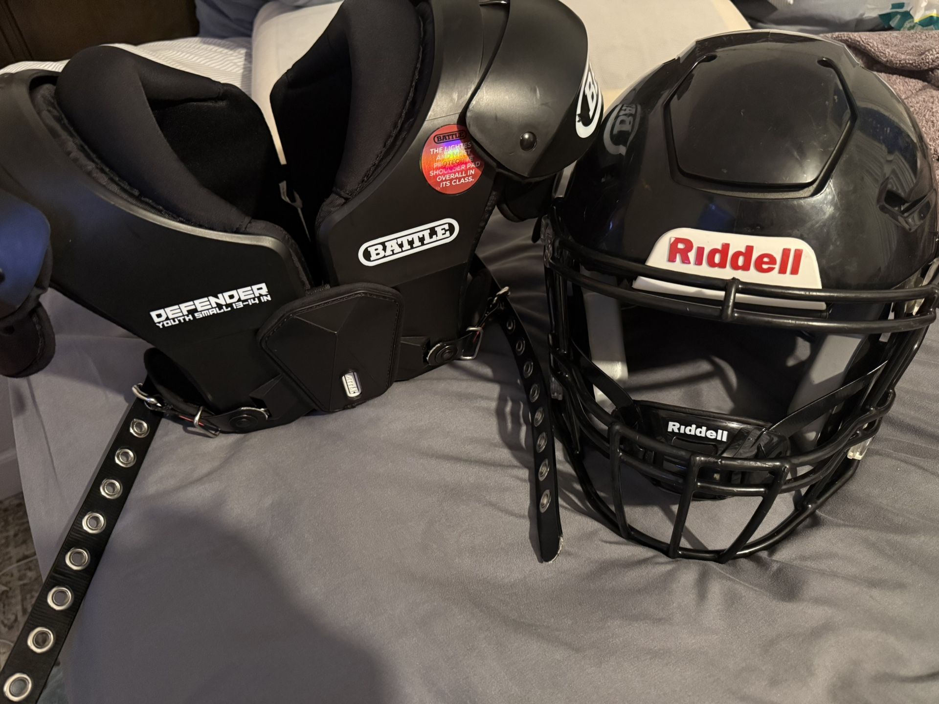 Youth Helmet And Pads 
