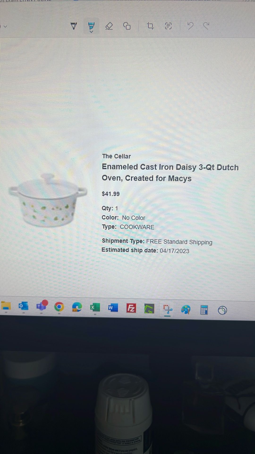 The Cellar, enamel Cast-Iron Daisy 3 Quart Dutch Oven