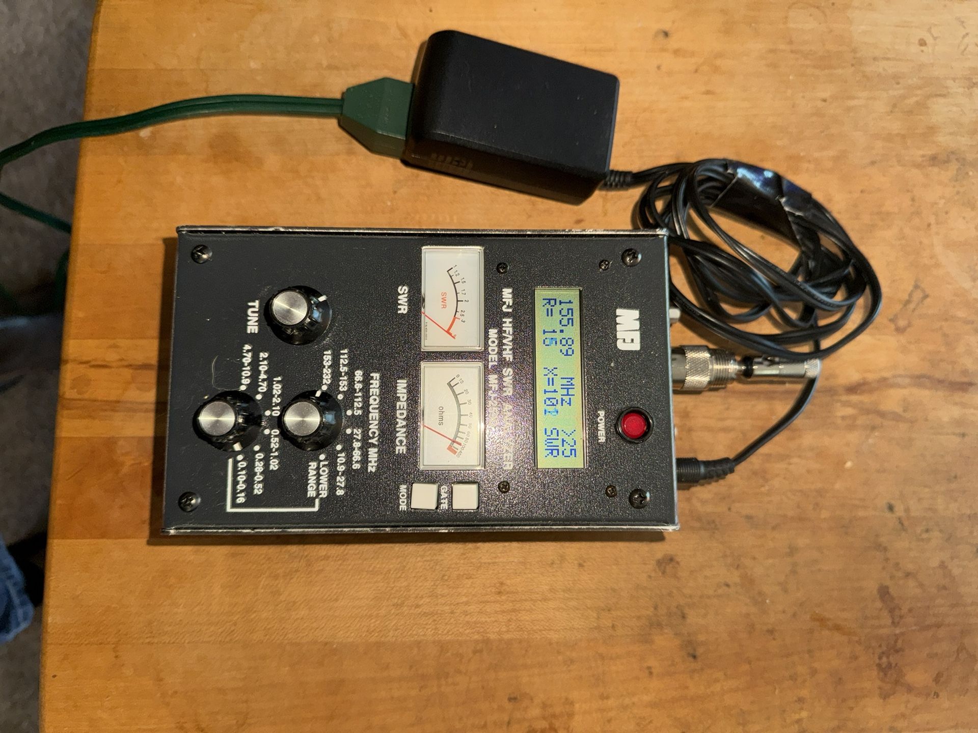 MFJ HF/VHF SWR ANALYZER MODEL 259D