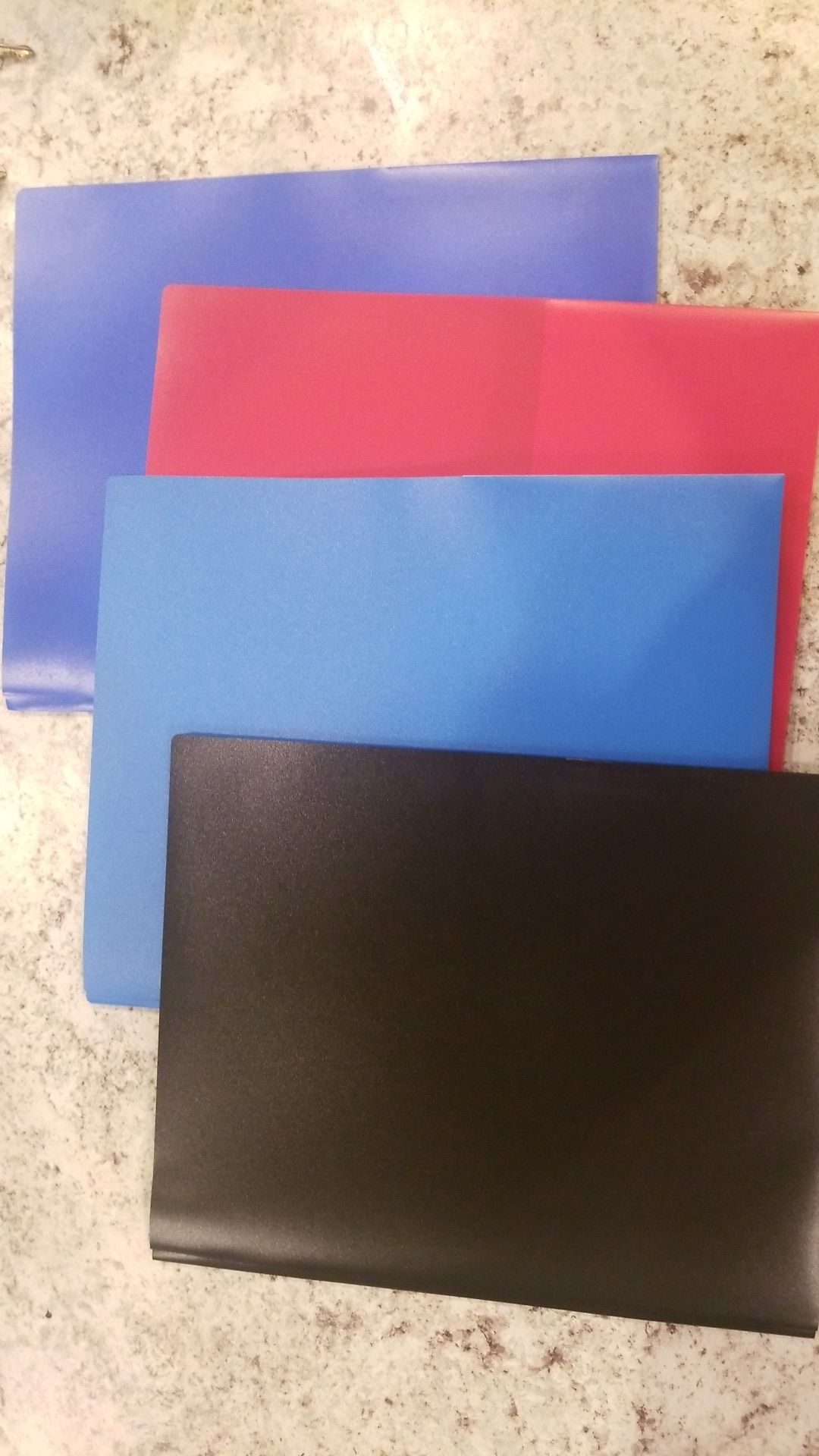 Pocket folder with brads (4)