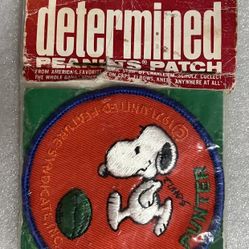Vintage Determined PEANUTS PATCH: "THE MAD PUNTER” Snoopy Sealed Unused 
