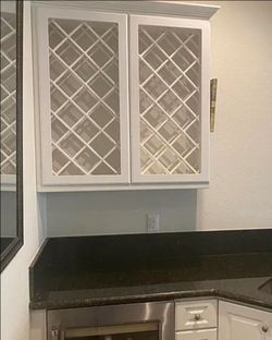 White Shaker Wood Wine cabinets+ glass rack 30x30x12