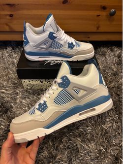 Jordan 4 Military Blue Size 10 Men’s Sneakers