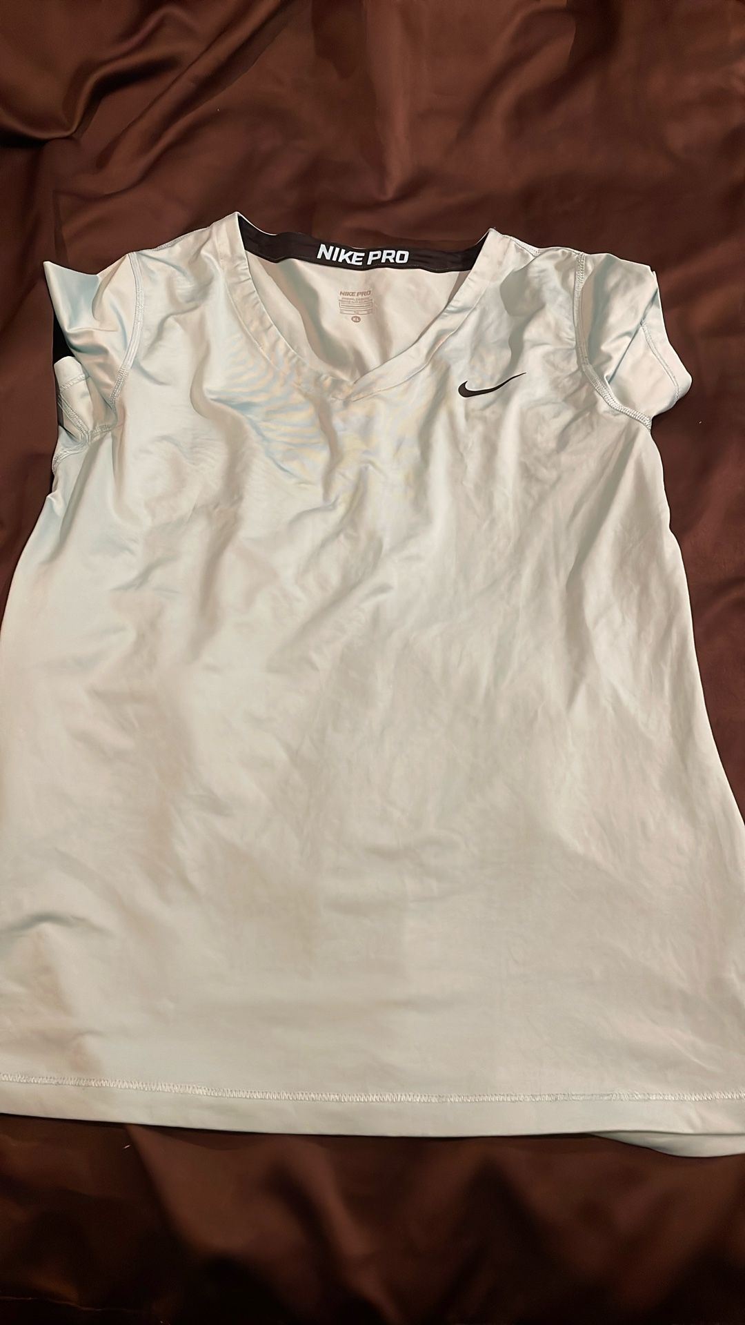 Nike Womens Size XL TEES