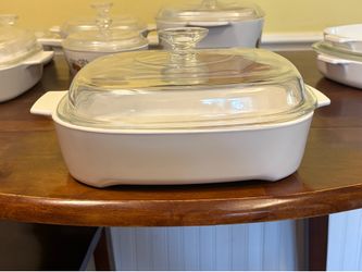 Vintage CorningWare Microwave Browning Dish with Lid