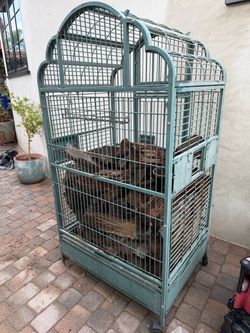Large Animal Cage