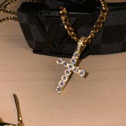 10k Gold Cross-Pendant diamond 