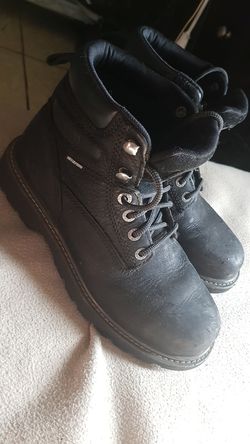 Wolverine boots size 9 fits 10 tho