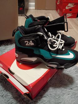 Nike Air Griffey Max 1 Sneakers