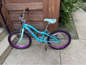 Girls bike