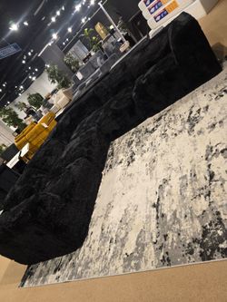 ✨️ Sectionals, 2pc Sofas ✨️ Furniture Queen Bedrooms, Dining Avail