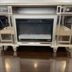 TV Stand/Entertainment Center With Electronic Fireplace