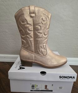 Rosegold girl boots size 3