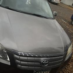 2005 Toyota Avalon