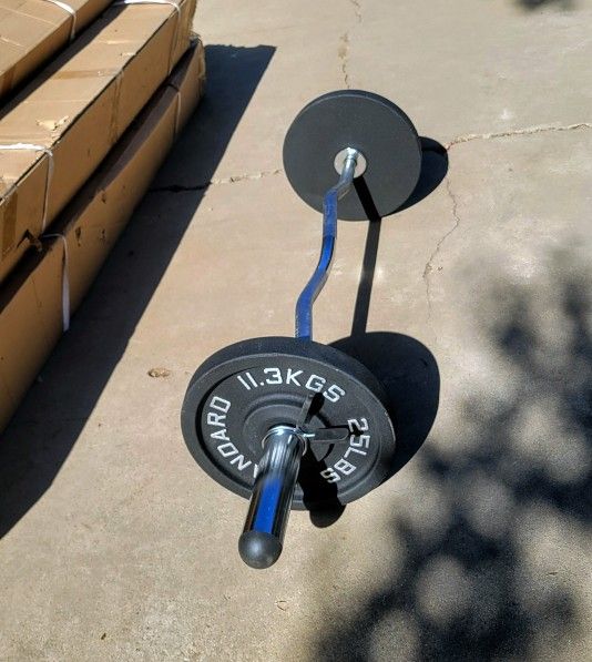 Olympic Curl Bar +25lb Cast Plates +Spring Collars New