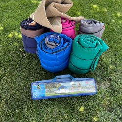 7 Sleeping Bags 1 Backpack Tent 