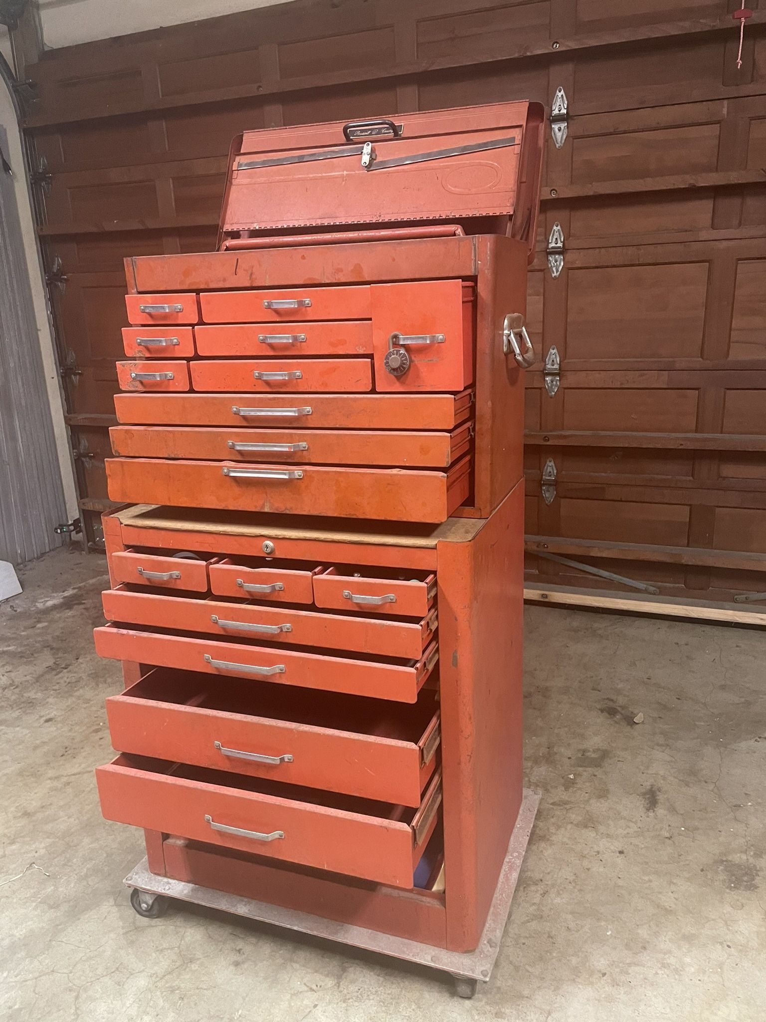 Huot Tool Box, Saint Paul, Made in USA, 2 pc, Vintage, Casters, Keys