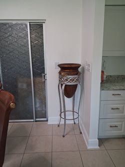 XL Vase with Iron Stand