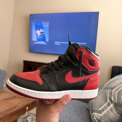 Air Jordan 1 bred