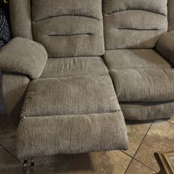 Double Power Recliner, Very Comfortable, Great Condition 