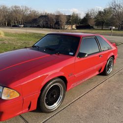 1990 Ford Mustang