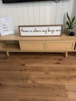 Tv stand