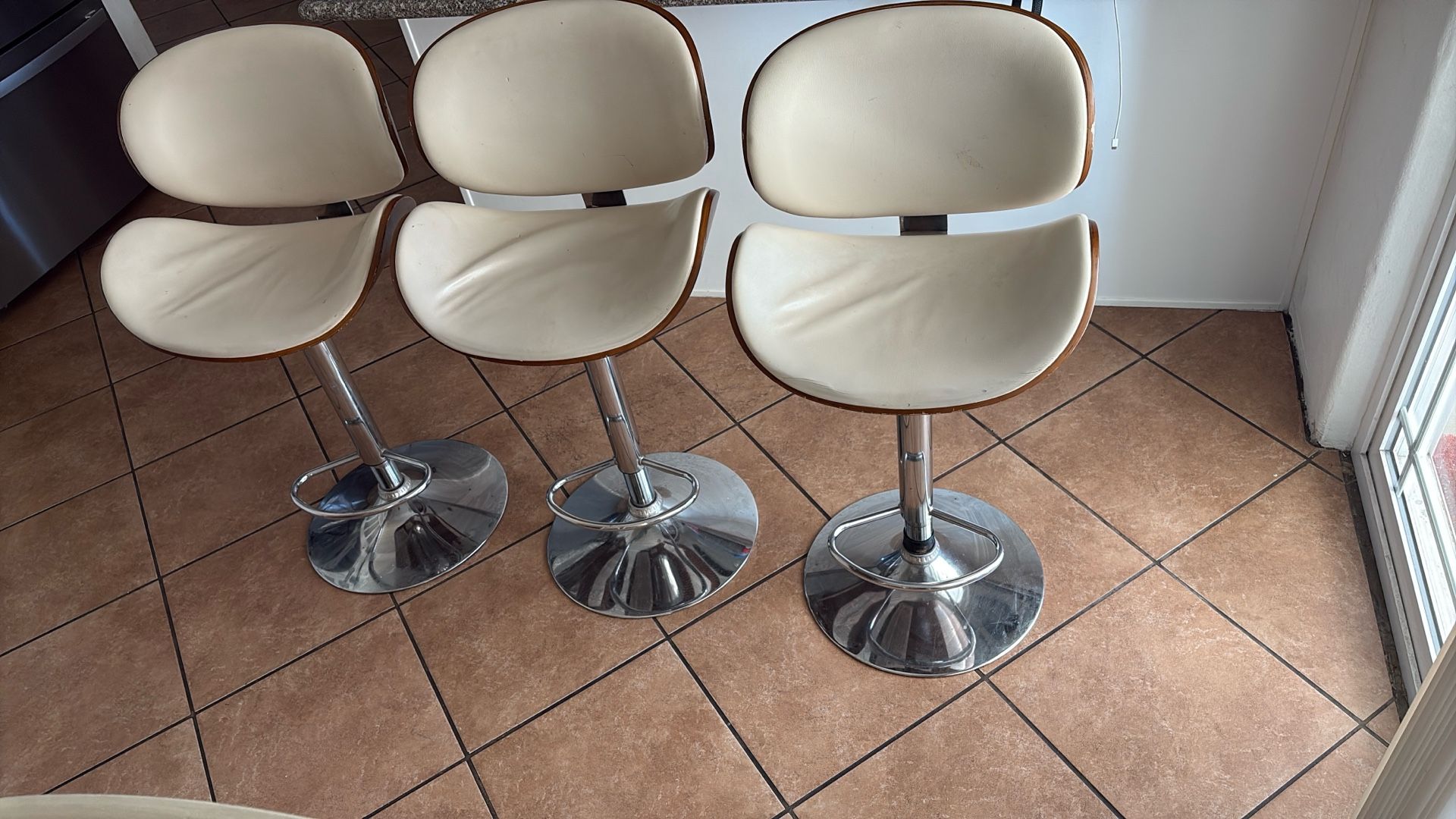 Bar Stools 